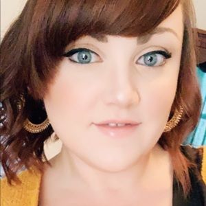 Meet your Posher, Colleen